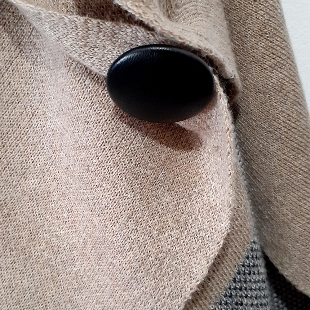 Joseph A Print Shawl - image 6